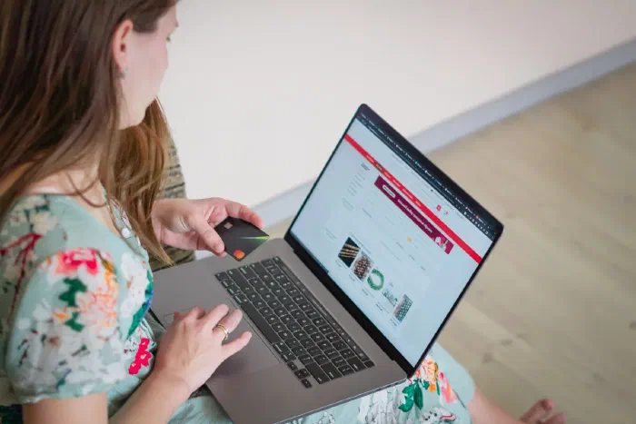 E-Commerce